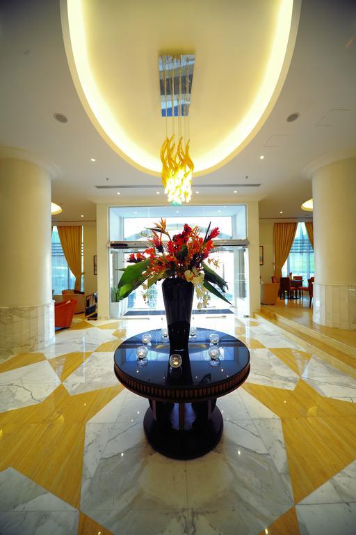 Monaco Hotel Dubai Exterior photo